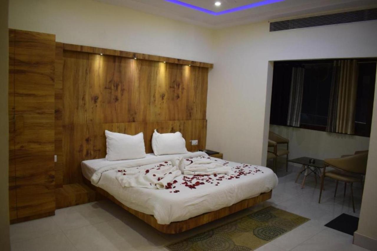 Hotel The Hills, Ambikapur Luaran gambar